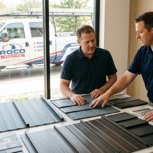 Expert_presenting_metal_roofing_…_20261022213007